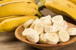 Leia mais sobre o artigo A Dieta da Banana Matinal: O Segredo Japonês para “Reiniciar” o Metabolismo ou Apenas Mais um Mito?
